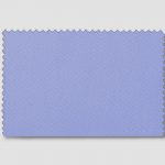 Twill – Ένα διαγώνιο μοτίβο χαρακτηρίζει αυτό το λεγόμενο twill ύφασμα. Ένα twill φαίνεται συνήθως λίγο πιο σπορ από μια κλασική ποπλίνα. Σε σύγκριση με μια ποπλίνα, τα νήματα είναι πιο χαλαρά συνυφασμένα. Ένα ύφασμα twill είναι συνεπώς μαλακότερο και πιο εύκαμπτο. Ένα εκφραστικό ύφασμα για μοντέρνα πουκάμισα σε ιταλικό στυλ.